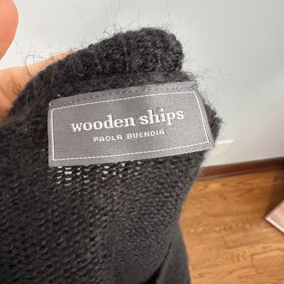 Wooden Ships Soft Fuzzy "Merry" Black & White Oversized Knitted Sweater - Picture 6 of 7